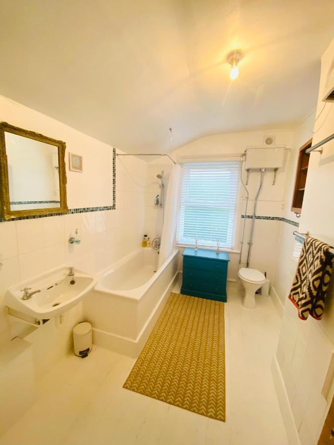 Lovely Seaside Town House Hastings Exterior foto